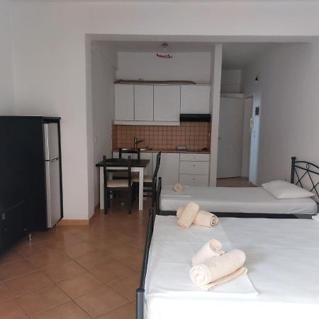 Family Apartments Σαράντα Εξωτερικό φωτογραφία