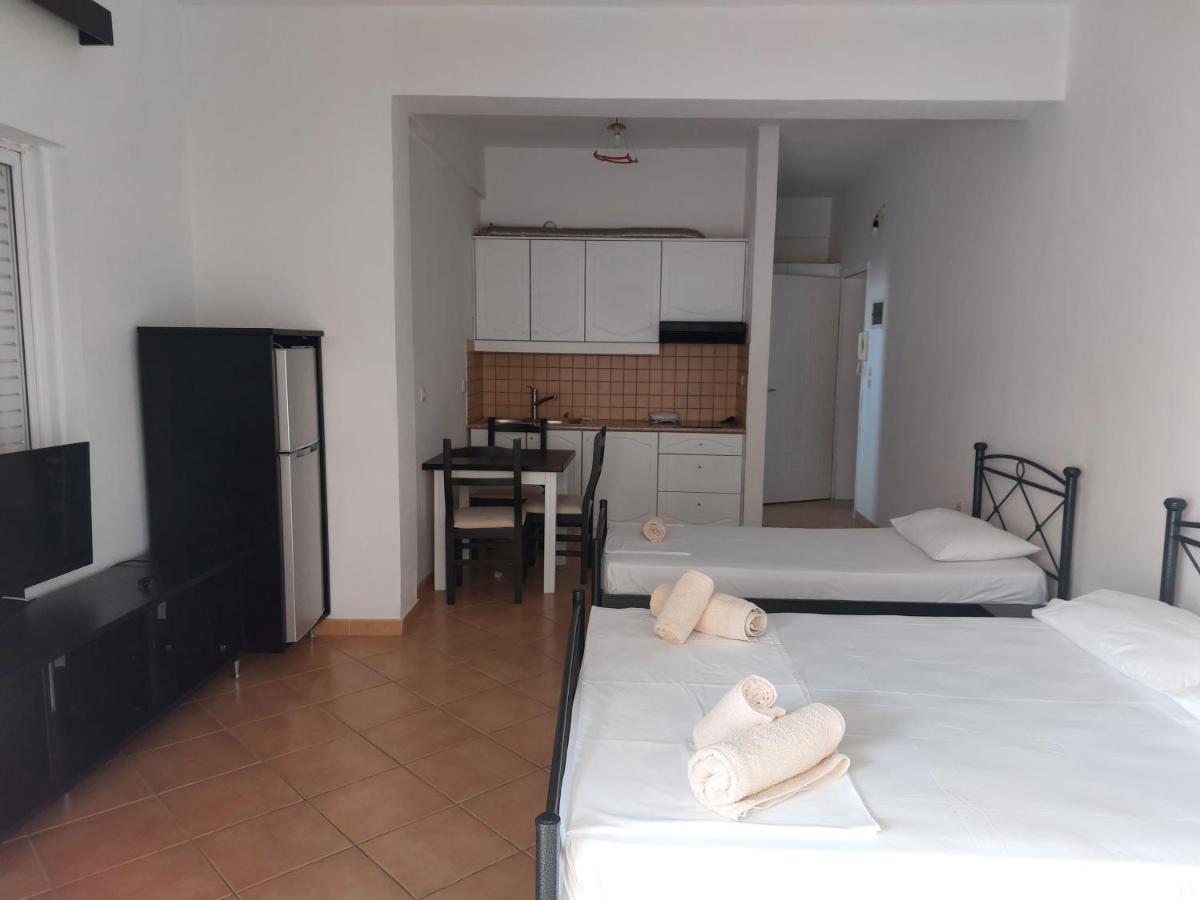 Family Apartments Σαράντα Εξωτερικό φωτογραφία